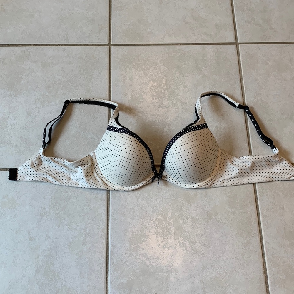 Victoria’s Secret Black and White Spotted Push Up Bra Size 34B